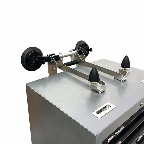 Rudebord med vippefunktion og sugekopper med dobbe